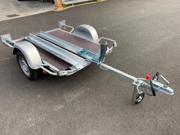 Porte-moto LIDER 39401 – Plancher + Rail + Rampe + Bloque-roue