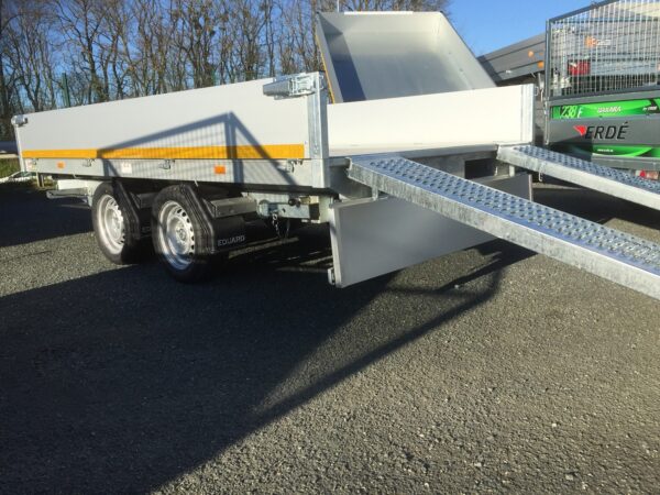 TRIBENNE EDUARD – Electrique+Manuelle de secours – Rampes + Béquilles INCLUS